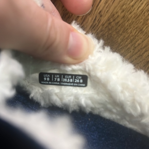 SPENCO Women’s Velveteen Slipper. - Picture 3 of 5